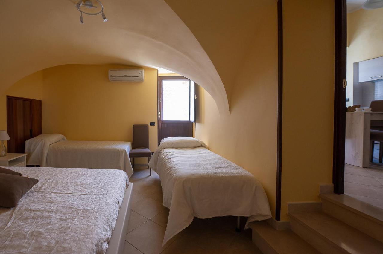 La Casa Di Alice Villa Чистернино Екстериор снимка